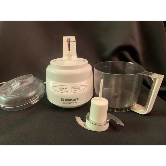 Cuisinart Mini-Prep Plus Food Processor 3-Cup Chop Grind Kitchen - Picture 3 of 10